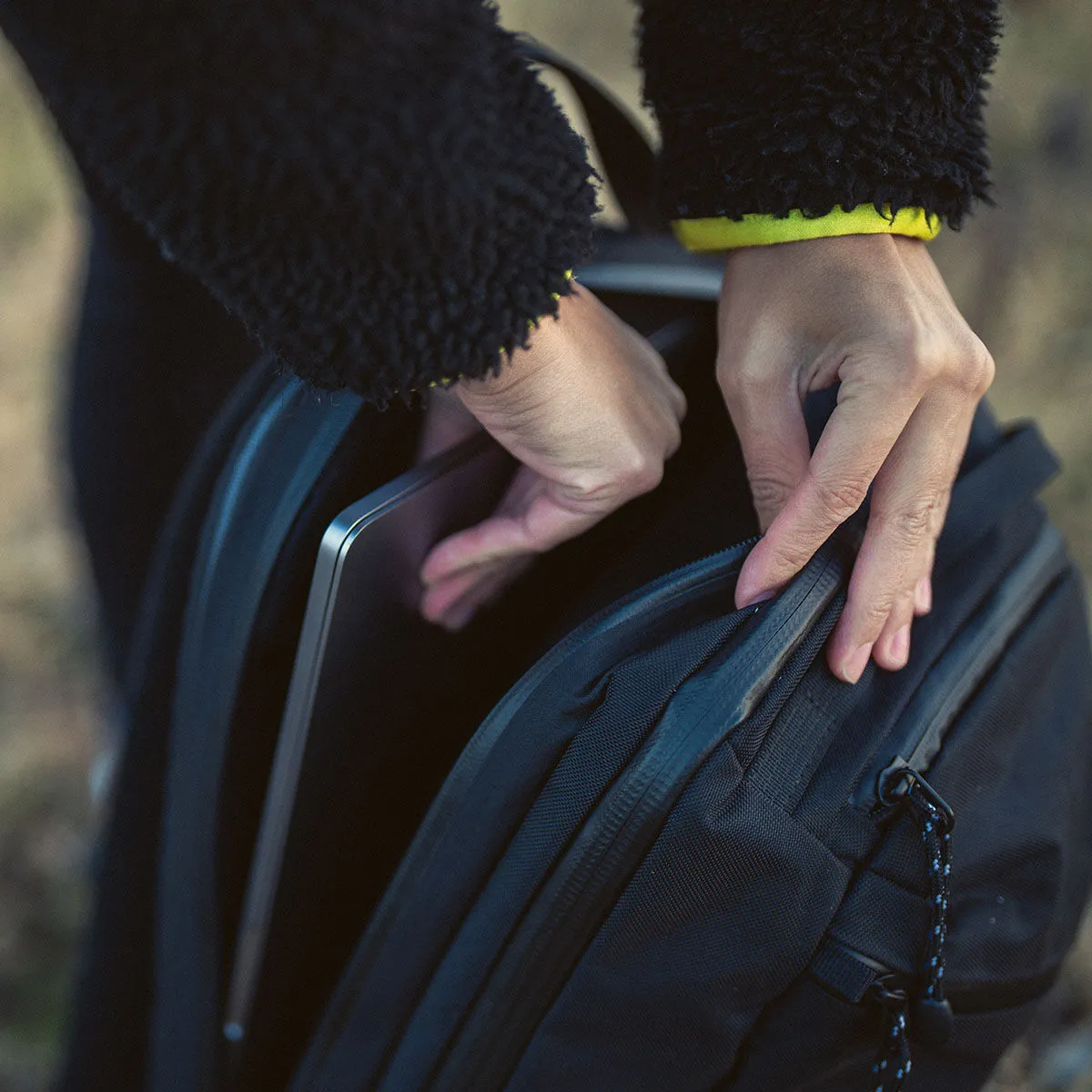 Commuter Backpack (25L)