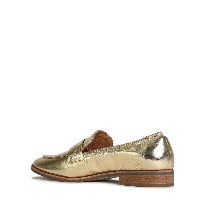 Eos Chile Champagne Gold Loafer