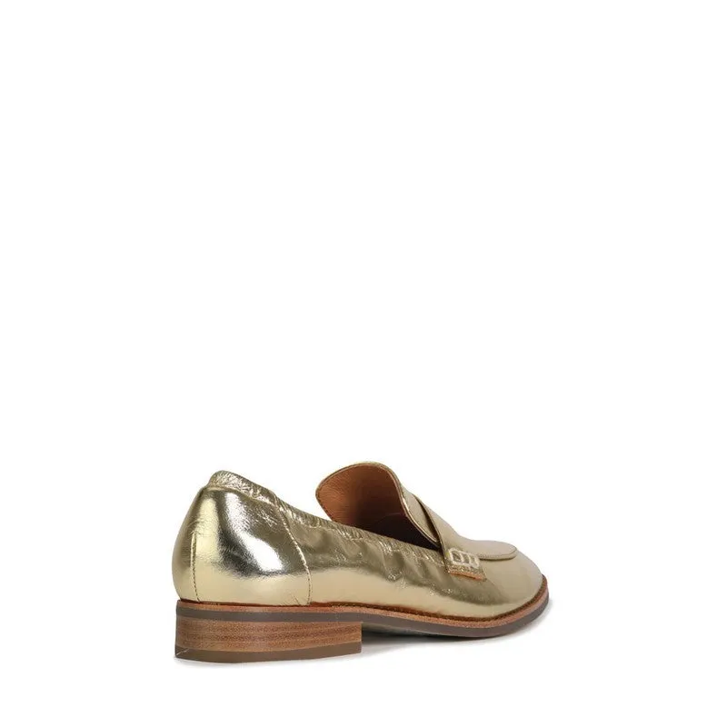 Eos Chile Champagne Gold Loafer
