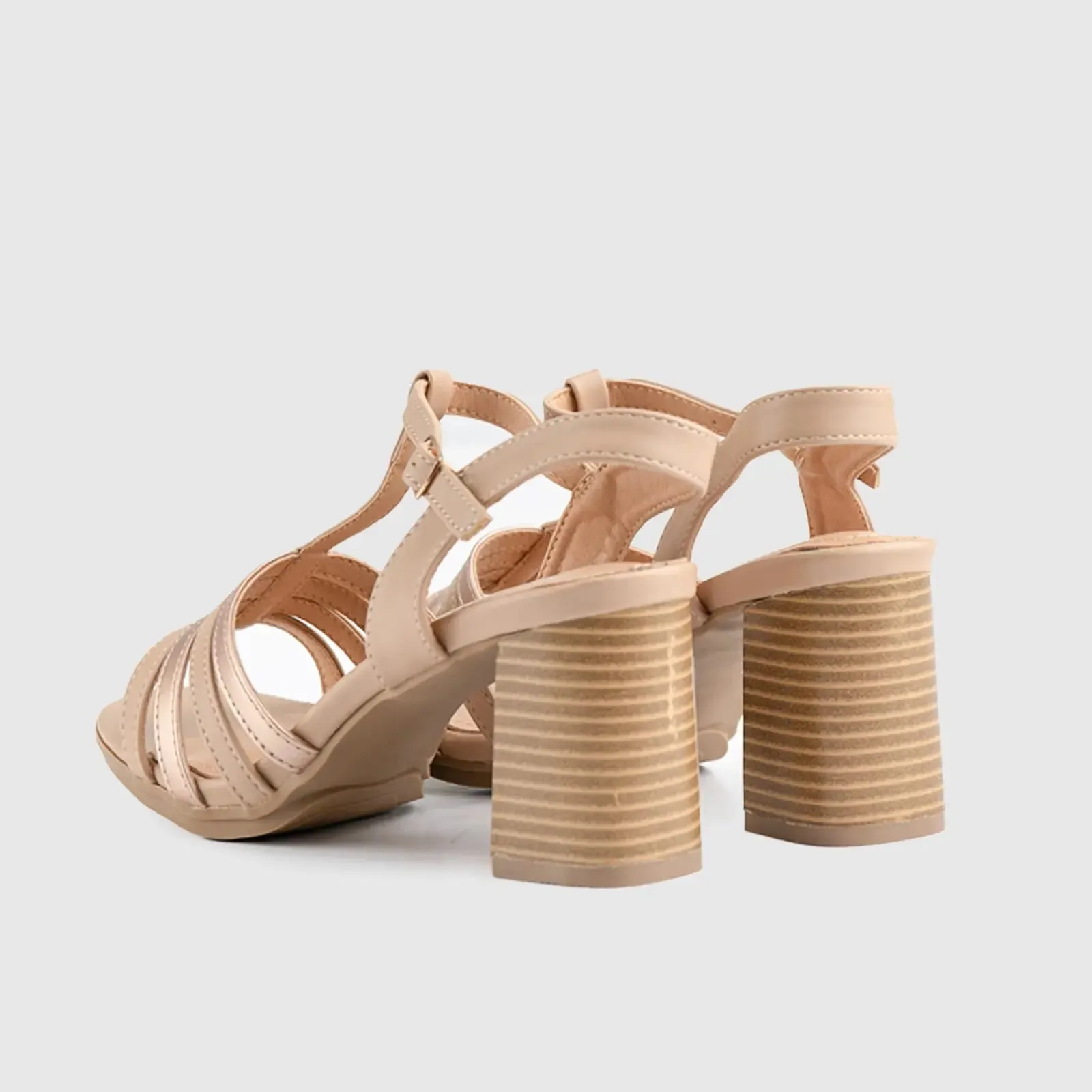 Soft Style Quincy Sandal Ivory Gold 01494