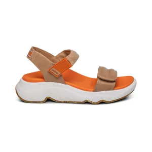 WOMEN'S AETREX WHIT SPORT SANDAL | CAMEL